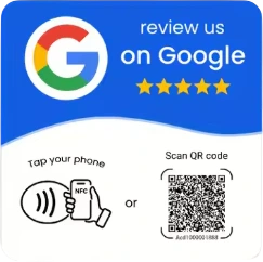 Tarjeta Toque adhesiva, cuadrada, con el chip NFC y el código QR.
